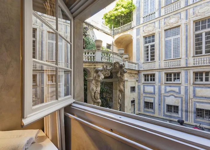 Garibaldi Glamorous Apartment By Wonderful Italy